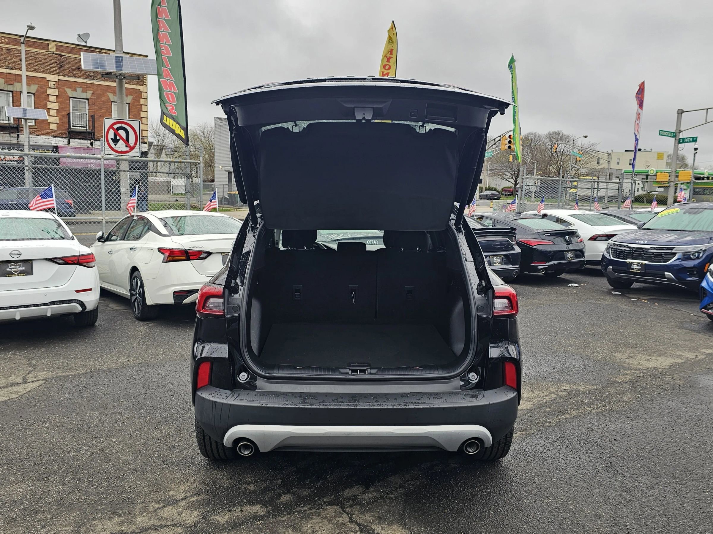 Used 2023 Ford Escape Active image 8