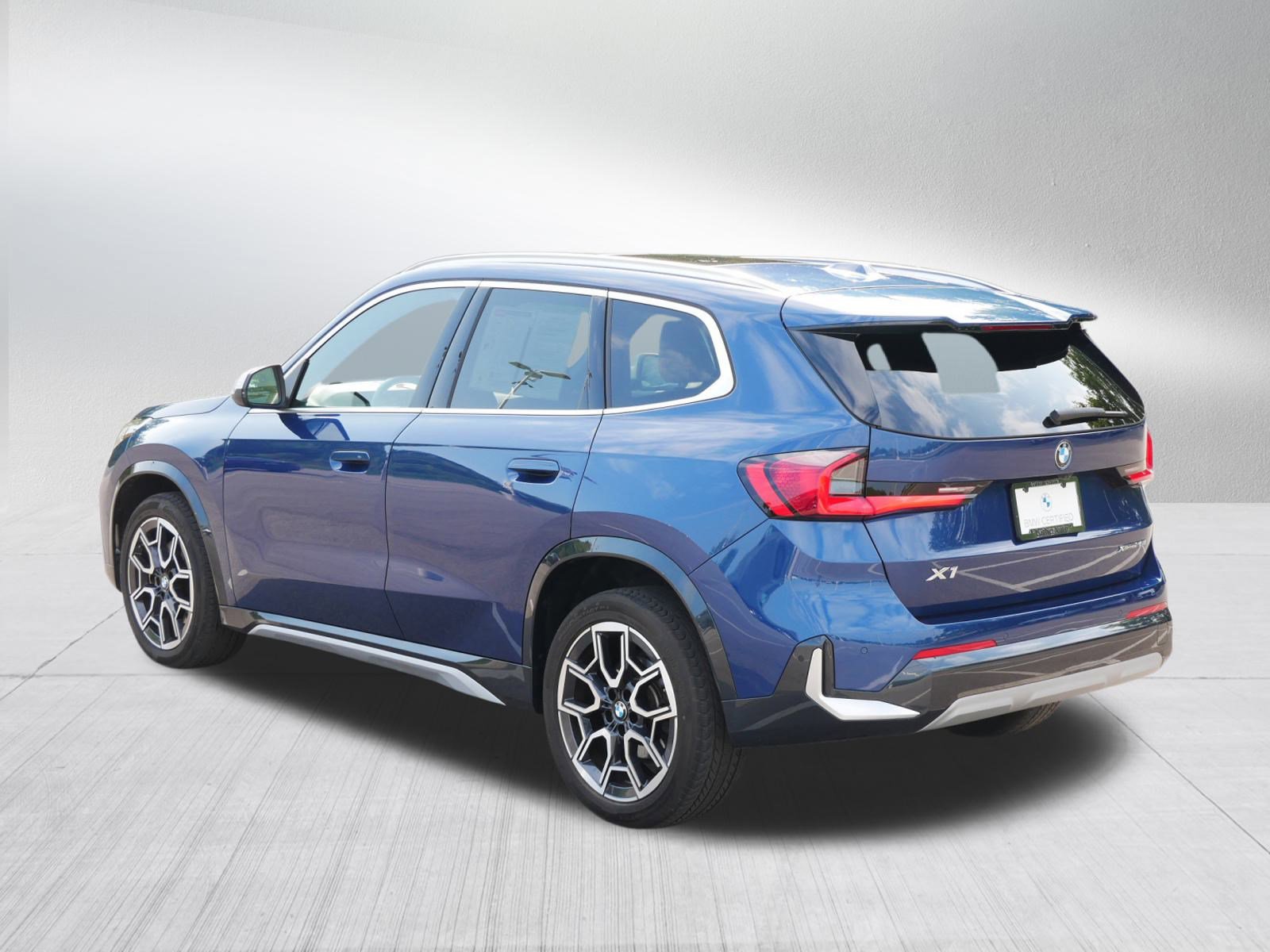 Certified 2023 BMW X1 xDrive28i w/ Convenience Package image 5