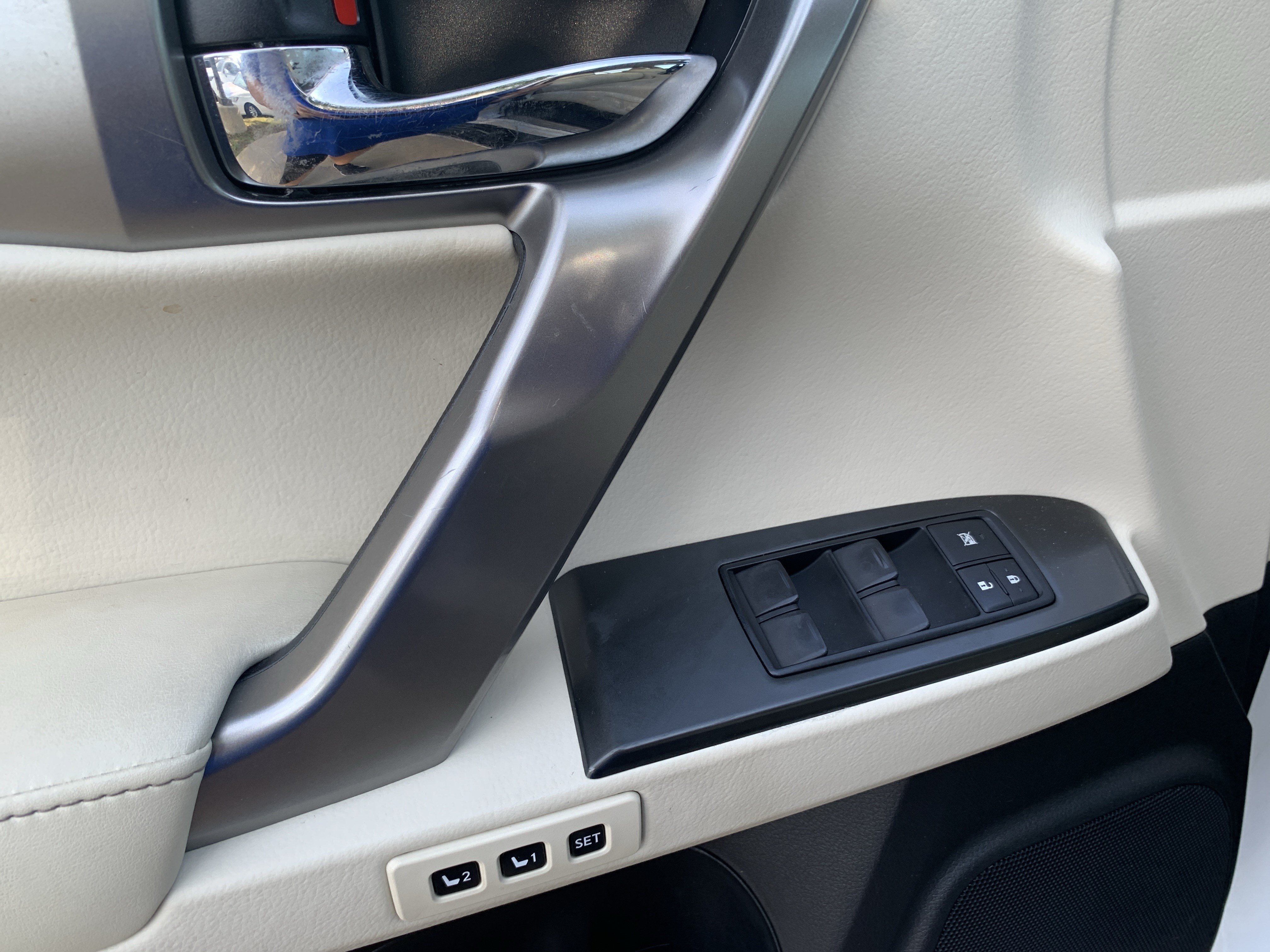 Certified 2023 Lexus GX 460 Premium w/ Premium Package AWD/4WD image 15