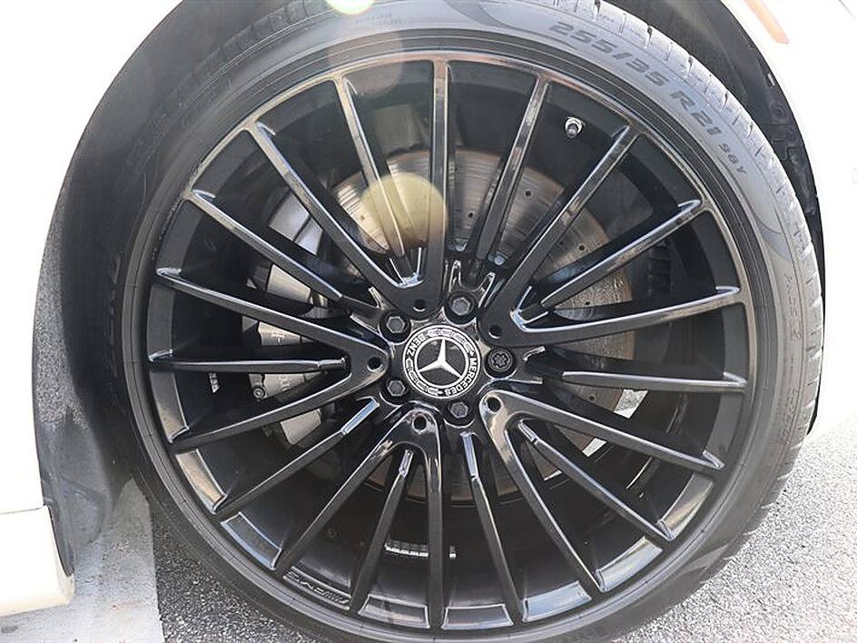 Used 2022 Mercedes-Benz S 580 4MATIC Sedan image 35