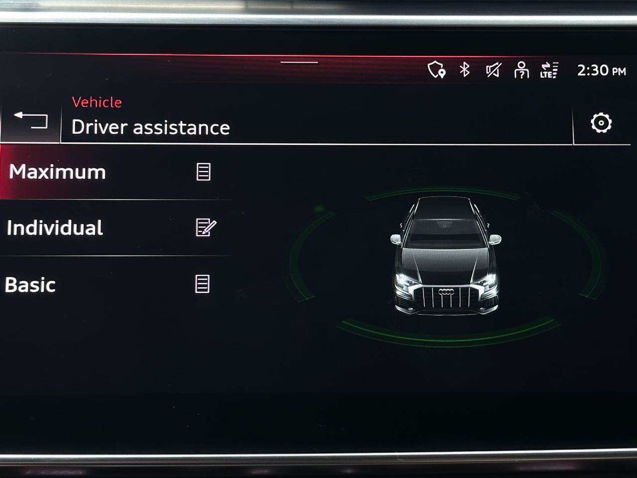 Used 2021 Audi Q8 Premium Plus AWD/4WD image 36