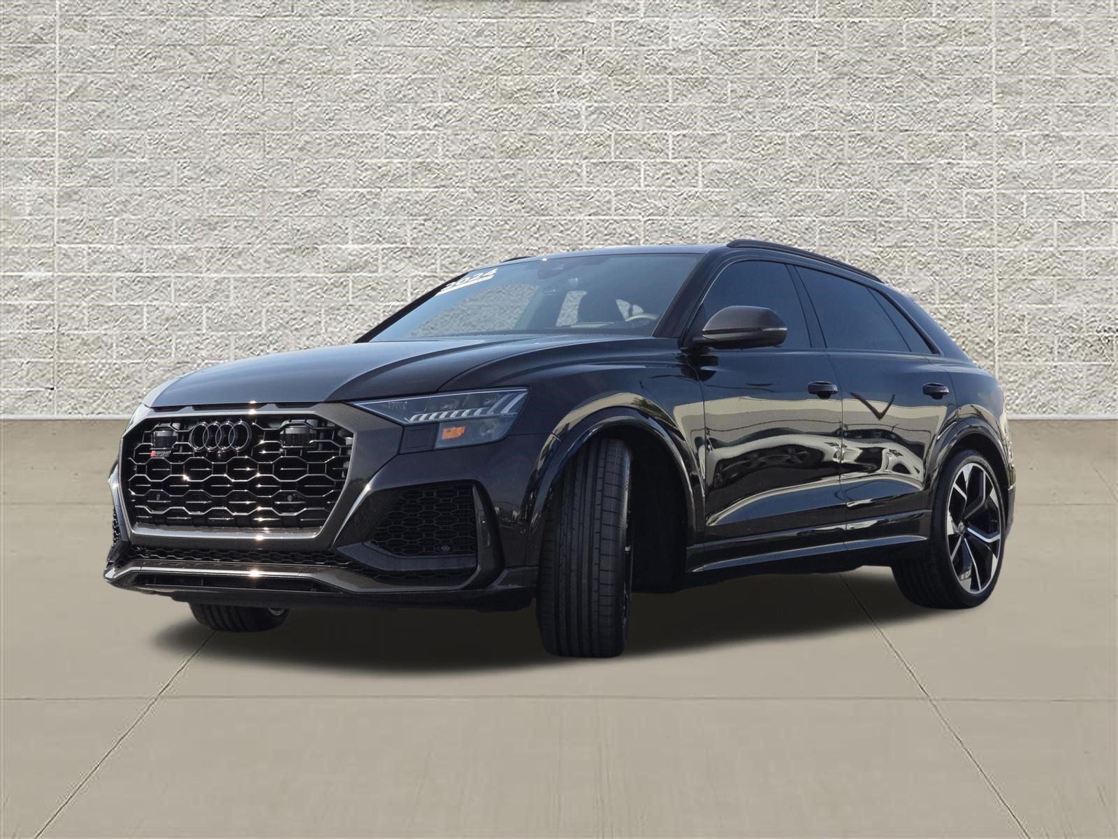 Certified 2024 Audi RS Q8 w/ Black Optic Package AWD/4WD image 3
