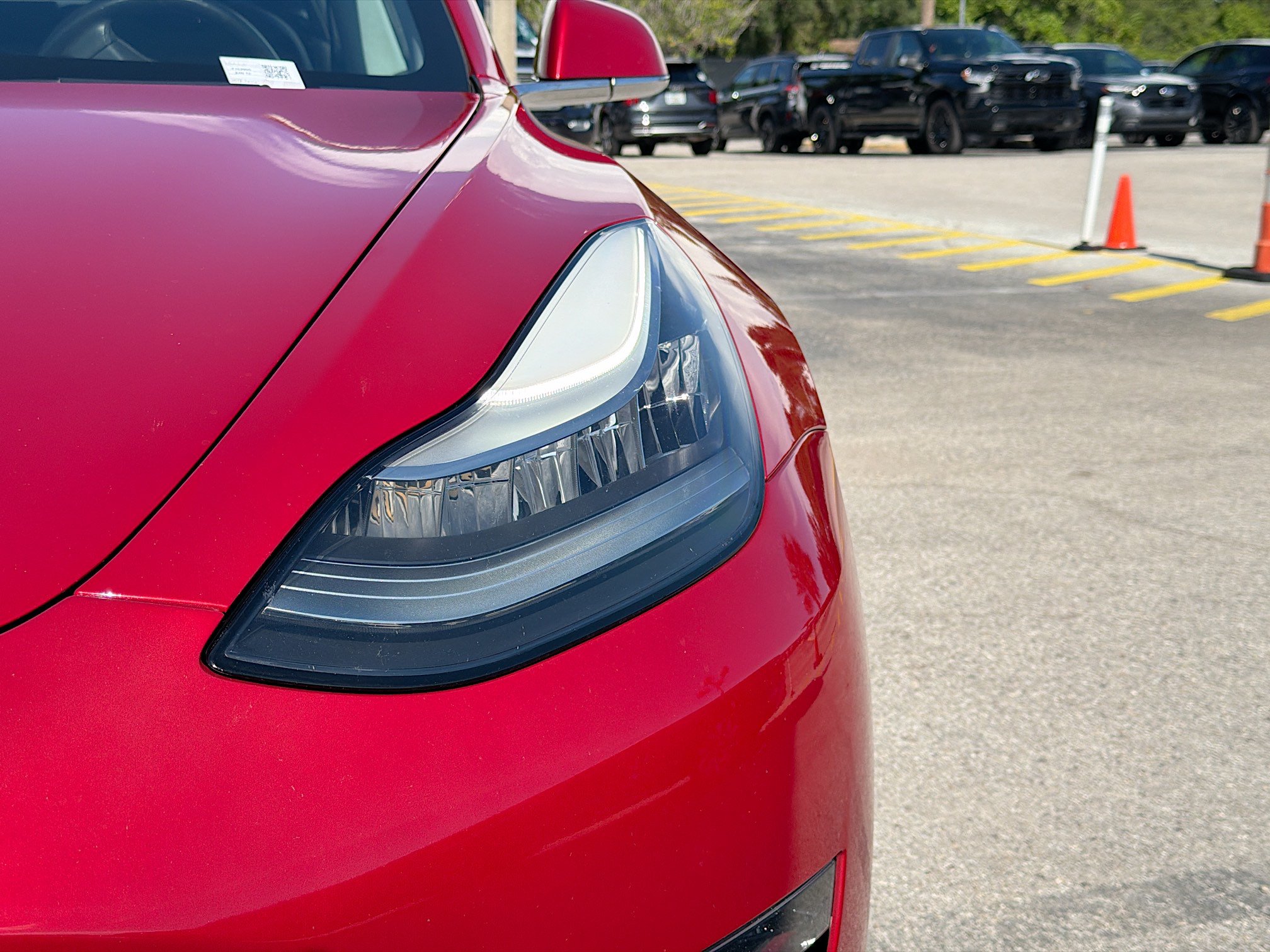 Used 2018 Tesla Model 3 Mid Range RWD image 9