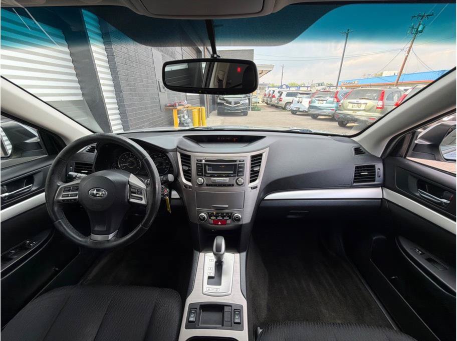 Used 2012 Subaru Outback 2.5i Premium AWD/4WD image 13