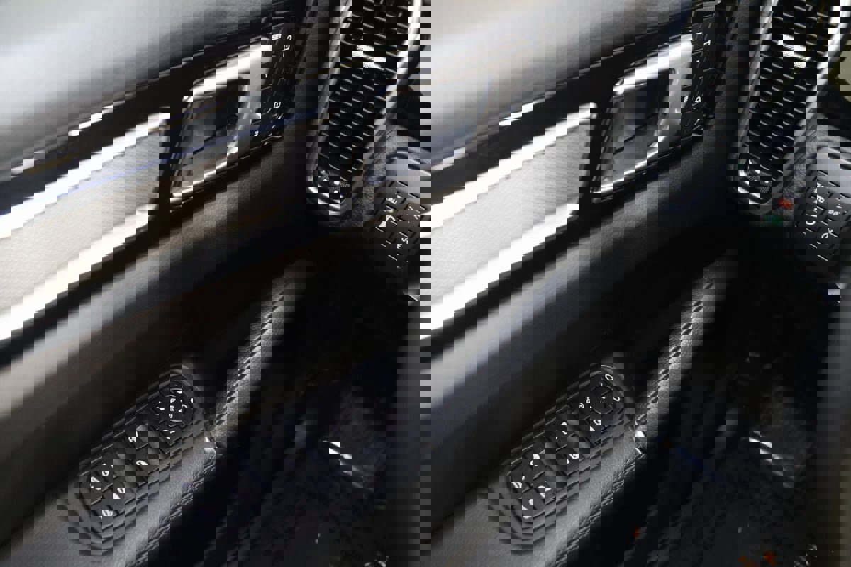 Used 2023 Porsche Cayenne Coupe image 54