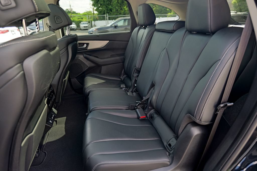 Used 2023 Acura MDX SH-AWD w/ Technology Package image 29