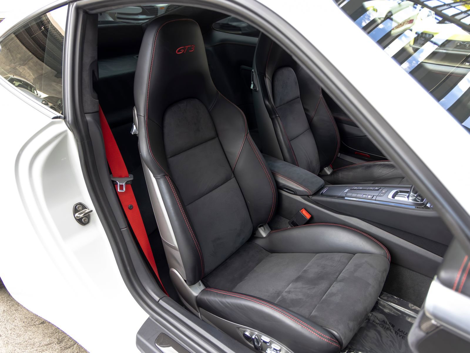 Used 2018 Porsche 911 GT3 image 49