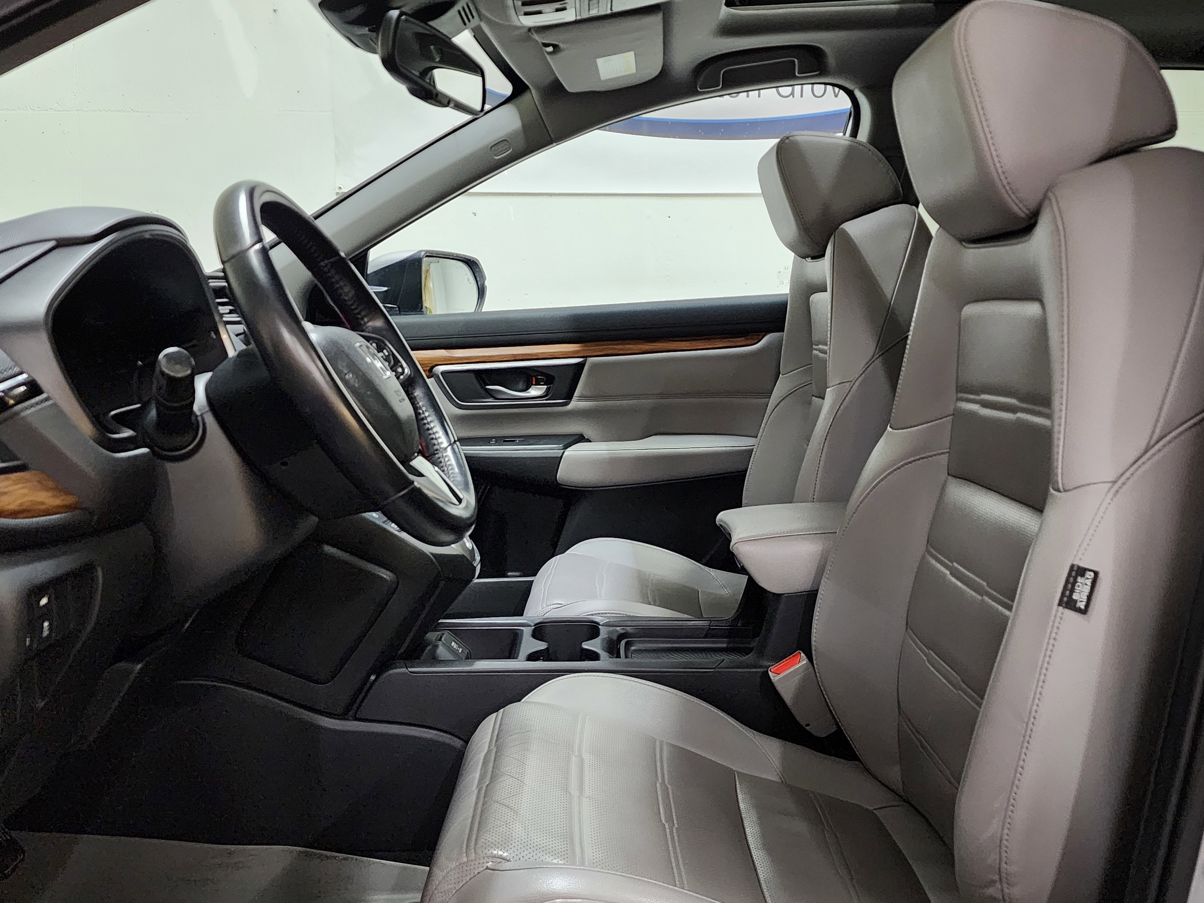 Used 2017 Honda CR-V Touring image 14