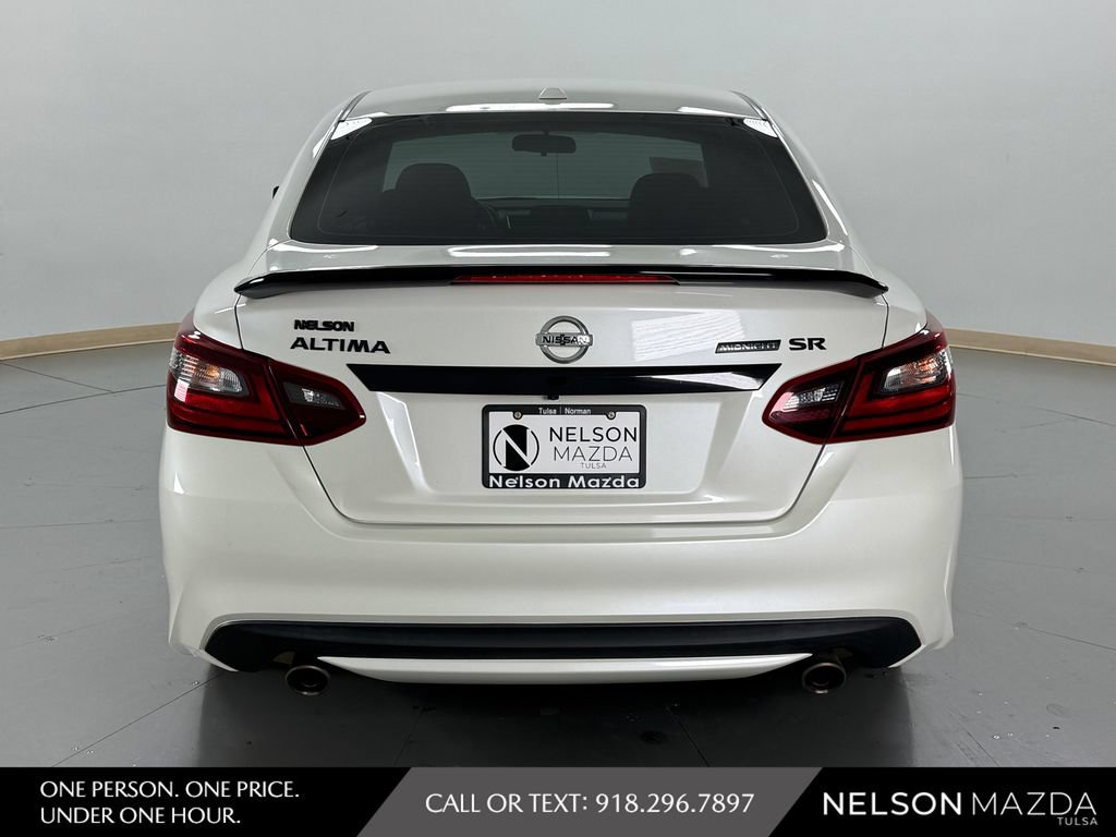 Used 2018 Nissan Altima 2.5 SR w/ SR Midnight Edition FWD image 7
