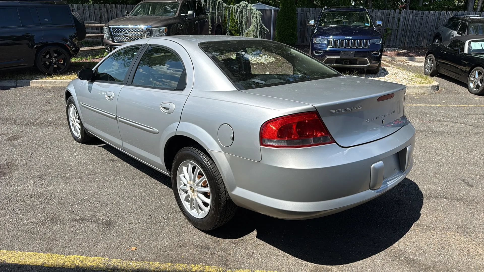 Used 2002 Chrysler Sebring LXi w/ Security Group FWD image 7