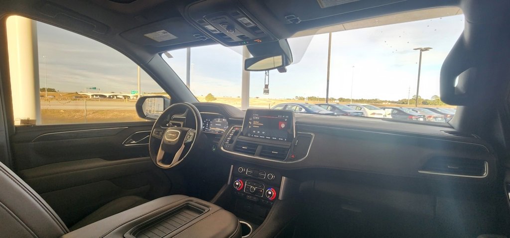 Used 2023 GMC Yukon SLT image 21