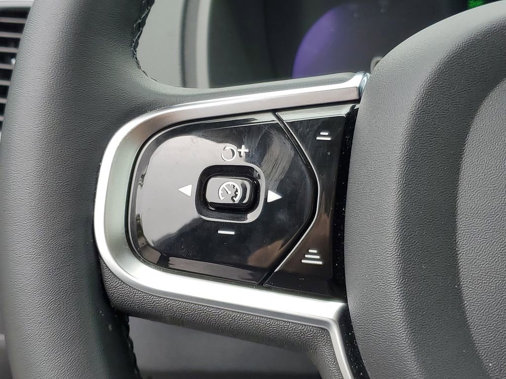 Certified 2024 Volvo XC90 B6 Ultimate image 19
