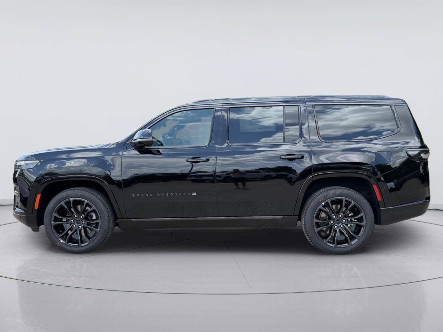New 2026 Jeep Grand Wagoneer Summit AWD/4WD image 2