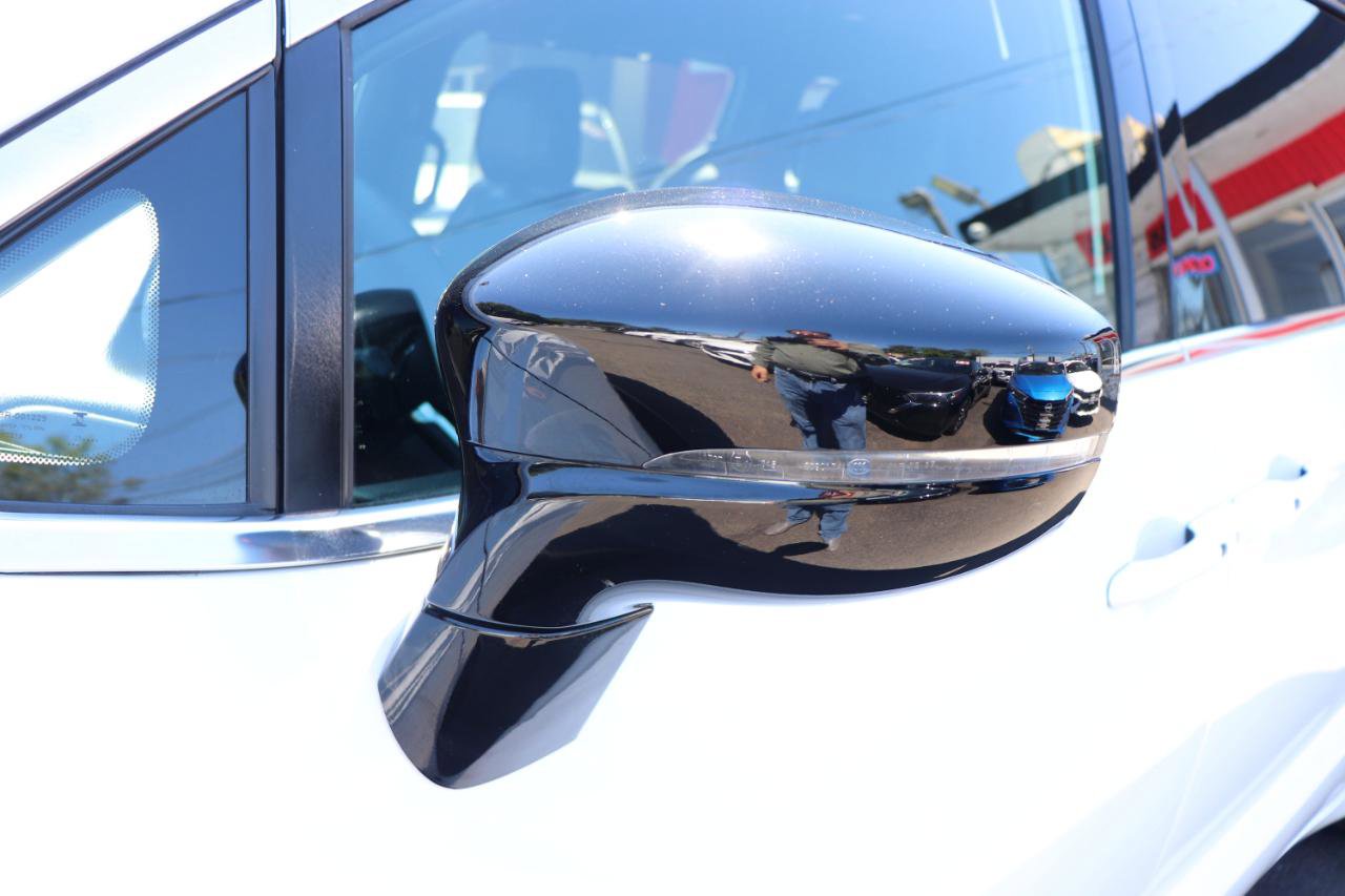 Used 2026 Chrysler Pacifica Select FWD image 64