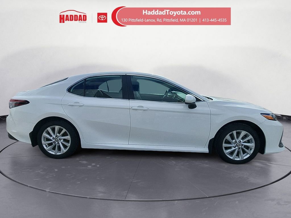 Used 2024 Toyota Camry LE FWD image 7