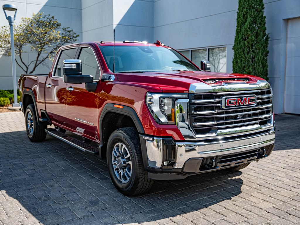 Used 2025 GMC Sierra 2500 SLT w/ SLT Premium Package AWD/4WD image 3