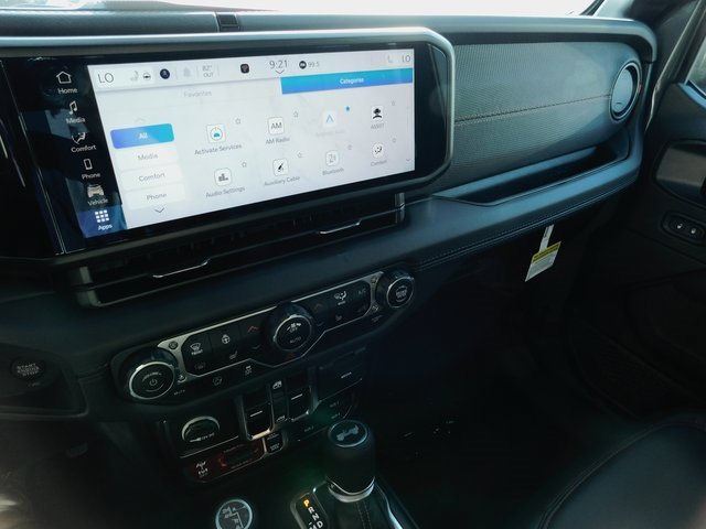 New 2025 Jeep Wrangler Unlimited Rubicon image 36