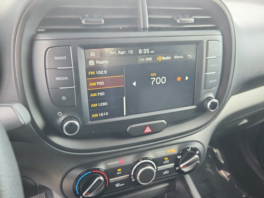 Used 2025 Kia Soul LX FWD image 21