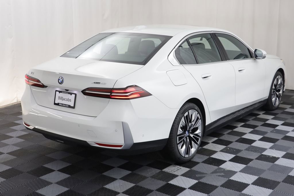 Certified 2025 BMW i5 xDrive40 w/ Premium Package image 19
