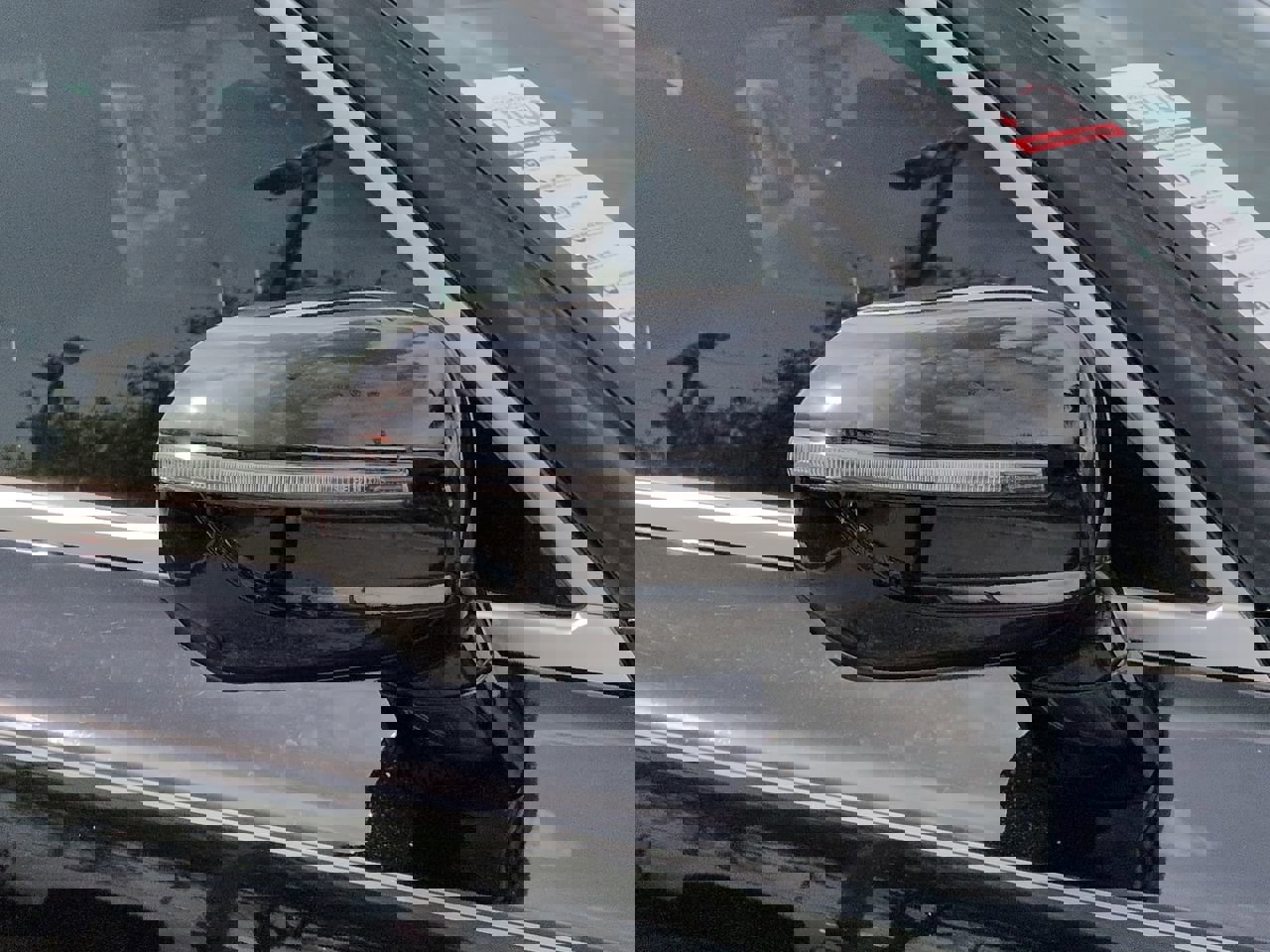 Used 2025 Kia Telluride SX image 12