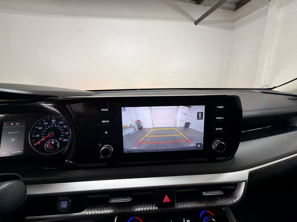 Used 2022 Kia K5 LXS FWD image 14