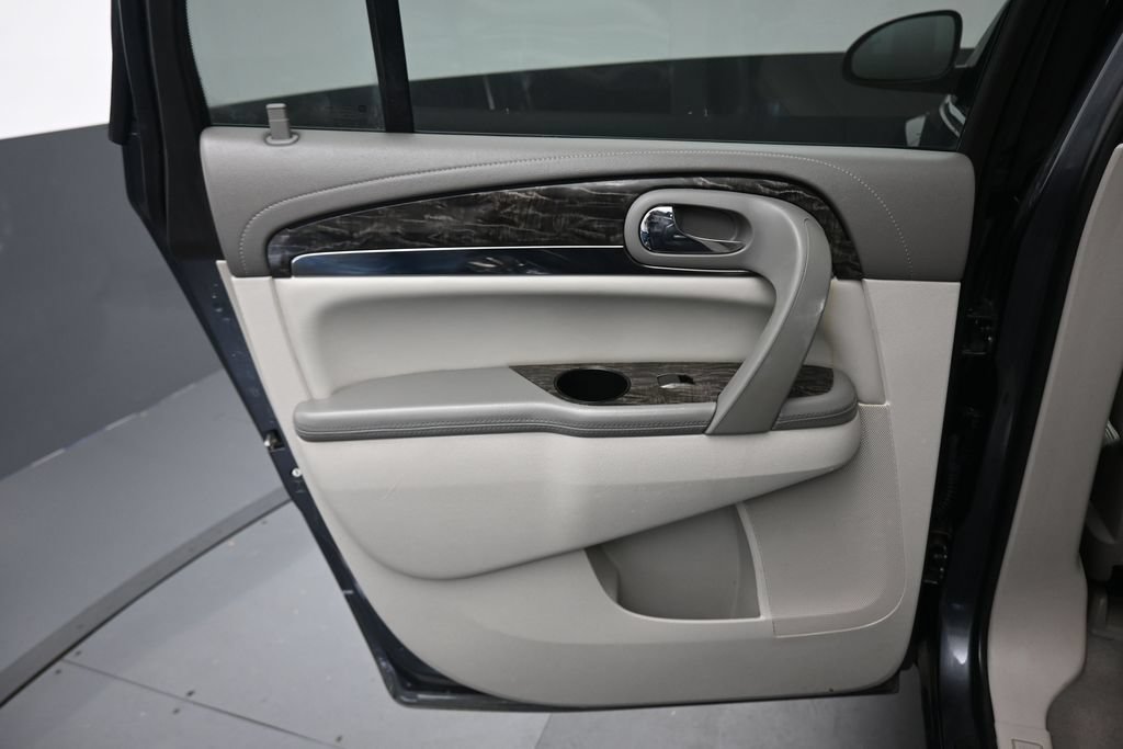 Used 2014 Buick Enclave Leather FWD image 28