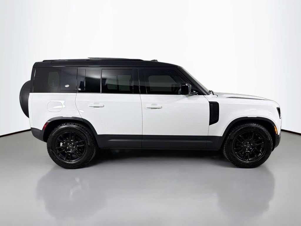 Certified 2023 Land Rover Defender 110 S AWD/4WD image 4