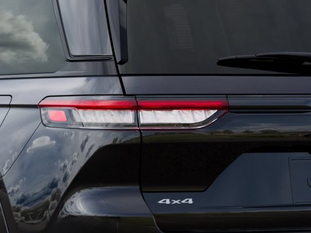 New 2026 Jeep Grand Cherokee Summit AWD/4WD image 10