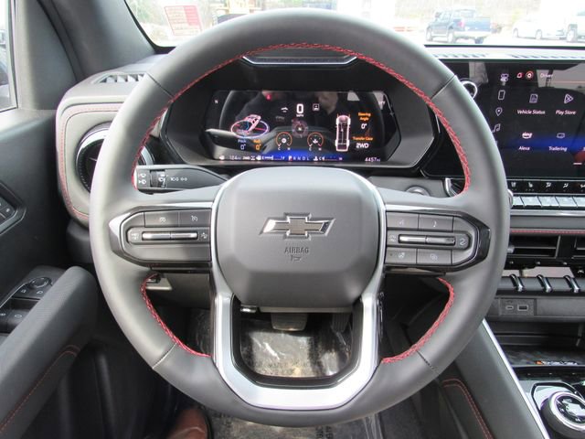 Used 2025 Chevrolet Colorado Z71 w/ Technology Package image 16