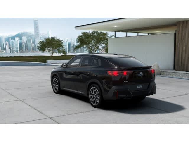 New 2026 BMW X2 xDrive28i AWD/4WD image 2