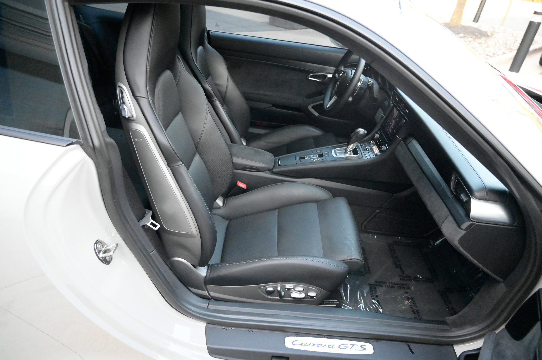 Used 2019 Porsche 911 Carrera GTS image 38