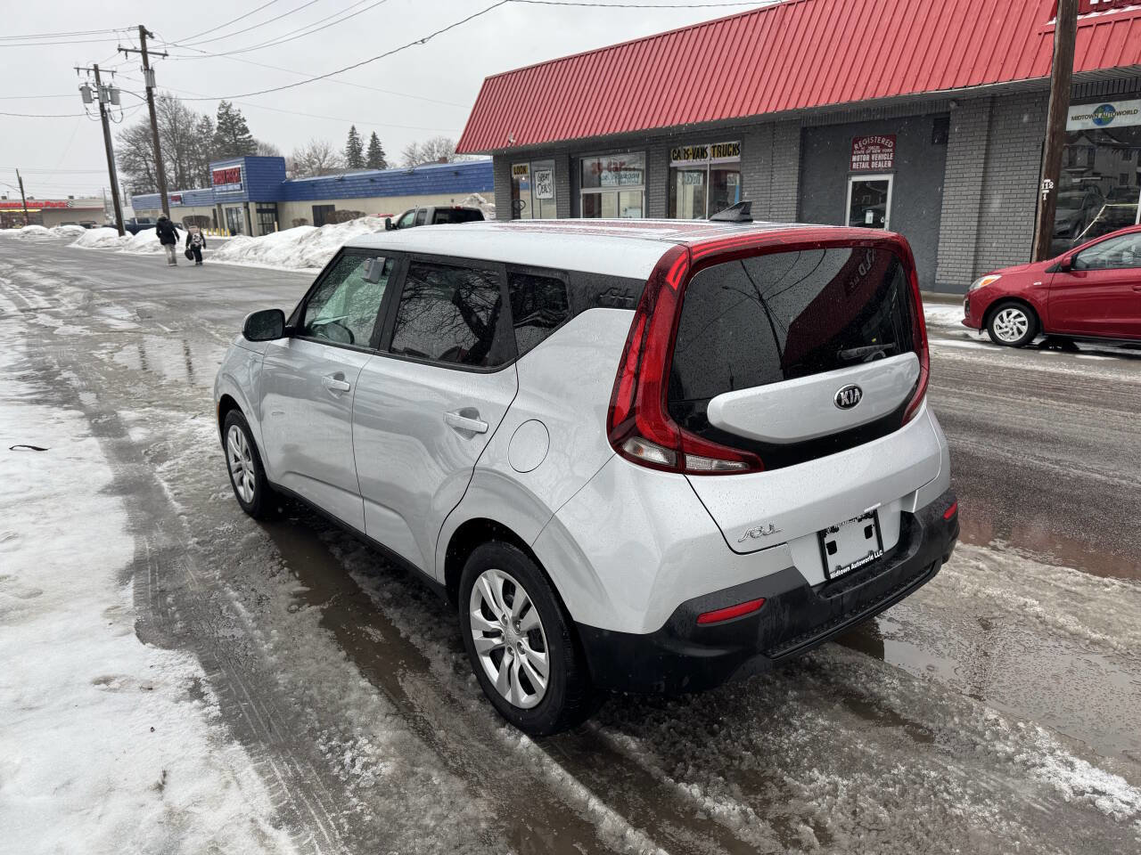 Used 2020 Kia Soul LX image 4