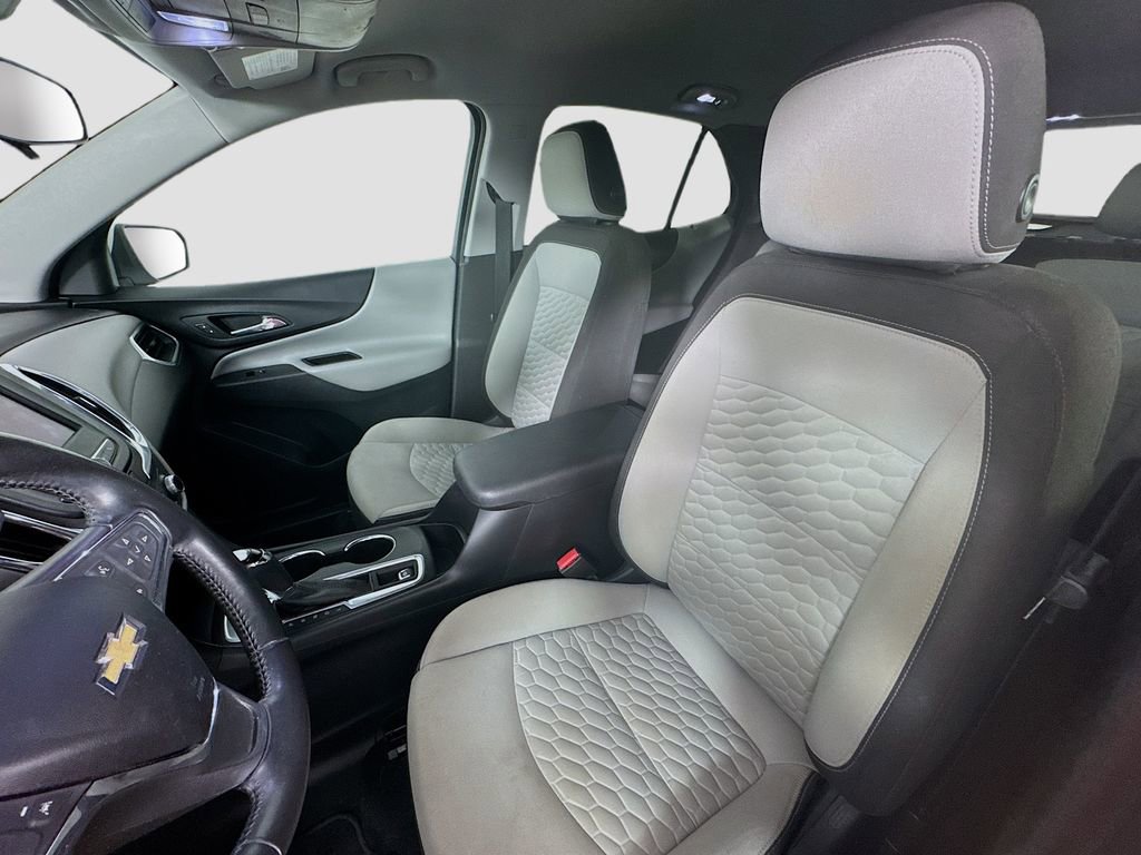 Used 2020 Chevrolet Equinox LT FWD image 22