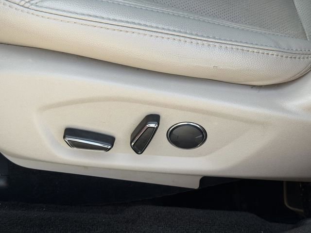 Used 2018 Ford Explorer Limited image 24