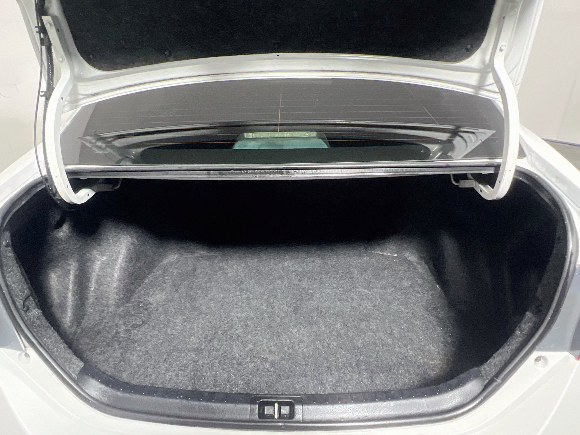 Used 2015 Toyota Corolla S FWD image 32
