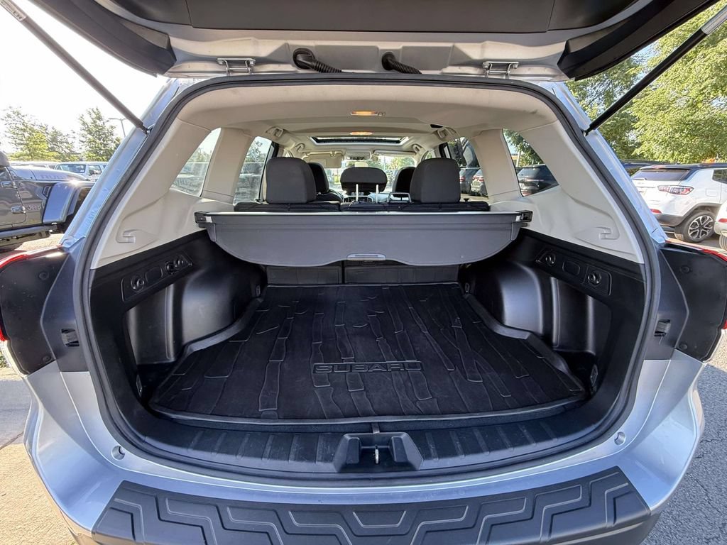 Used 2019 Subaru Forester Premium AWD/4WD image 33