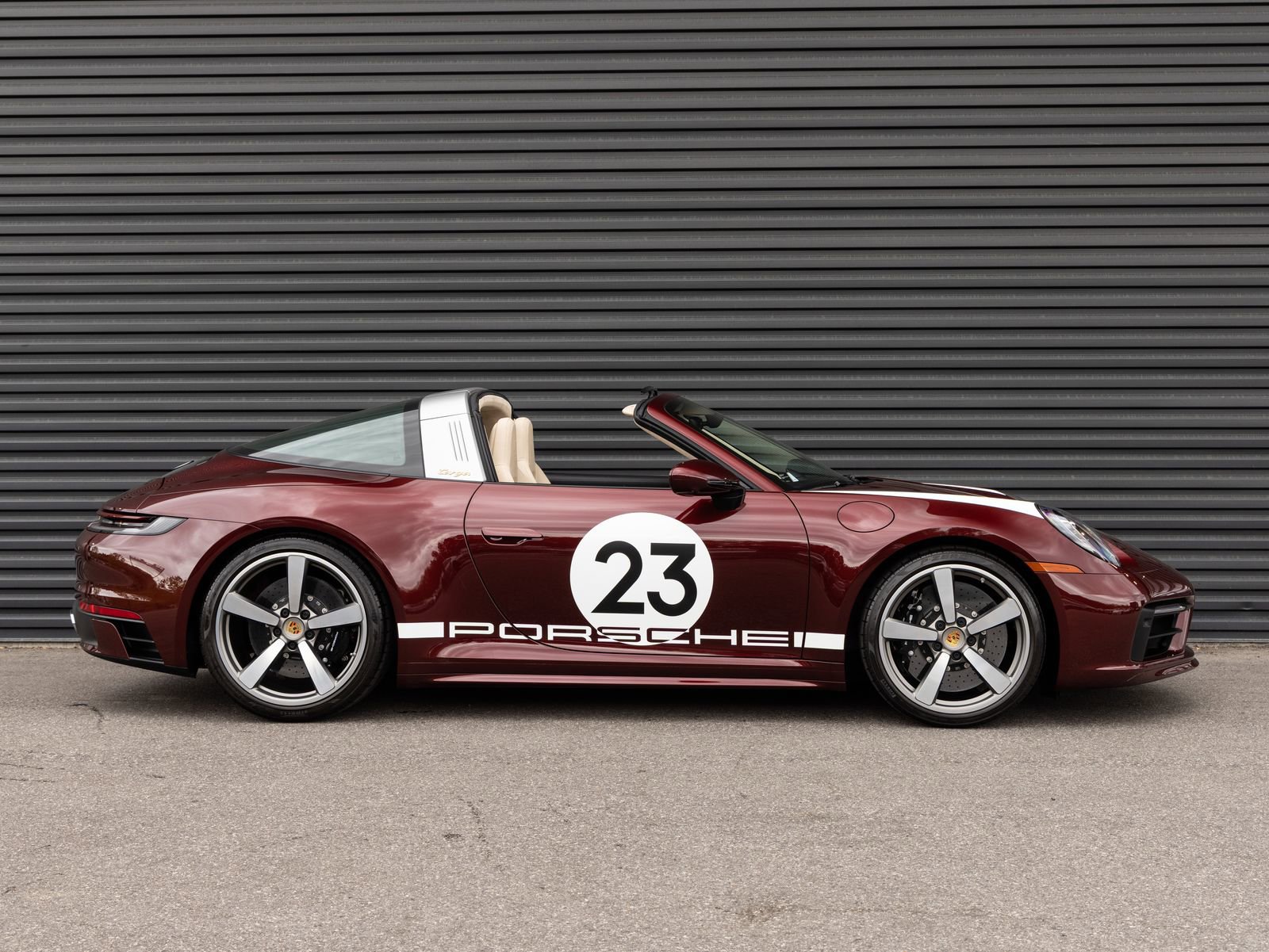 Certified 2021 Porsche 911 Targa 4S Heritage Design image 9