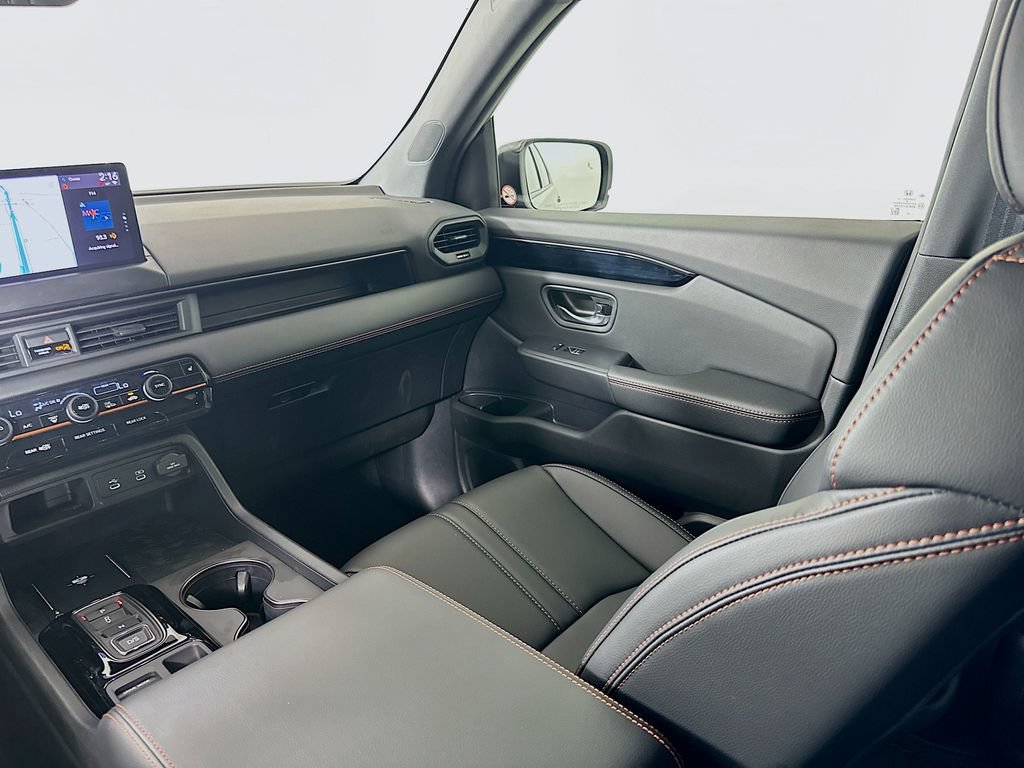 Certified 2026 Honda Pilot TrailSport image 25