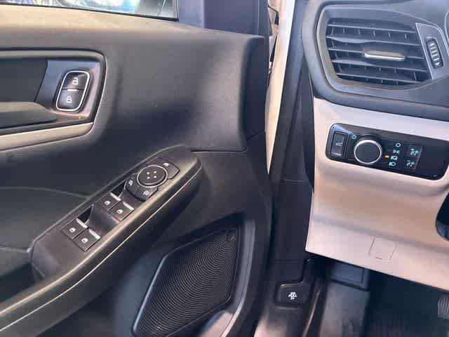 Used 2022 Ford Escape SE w/ Convenience Package FWD image 38