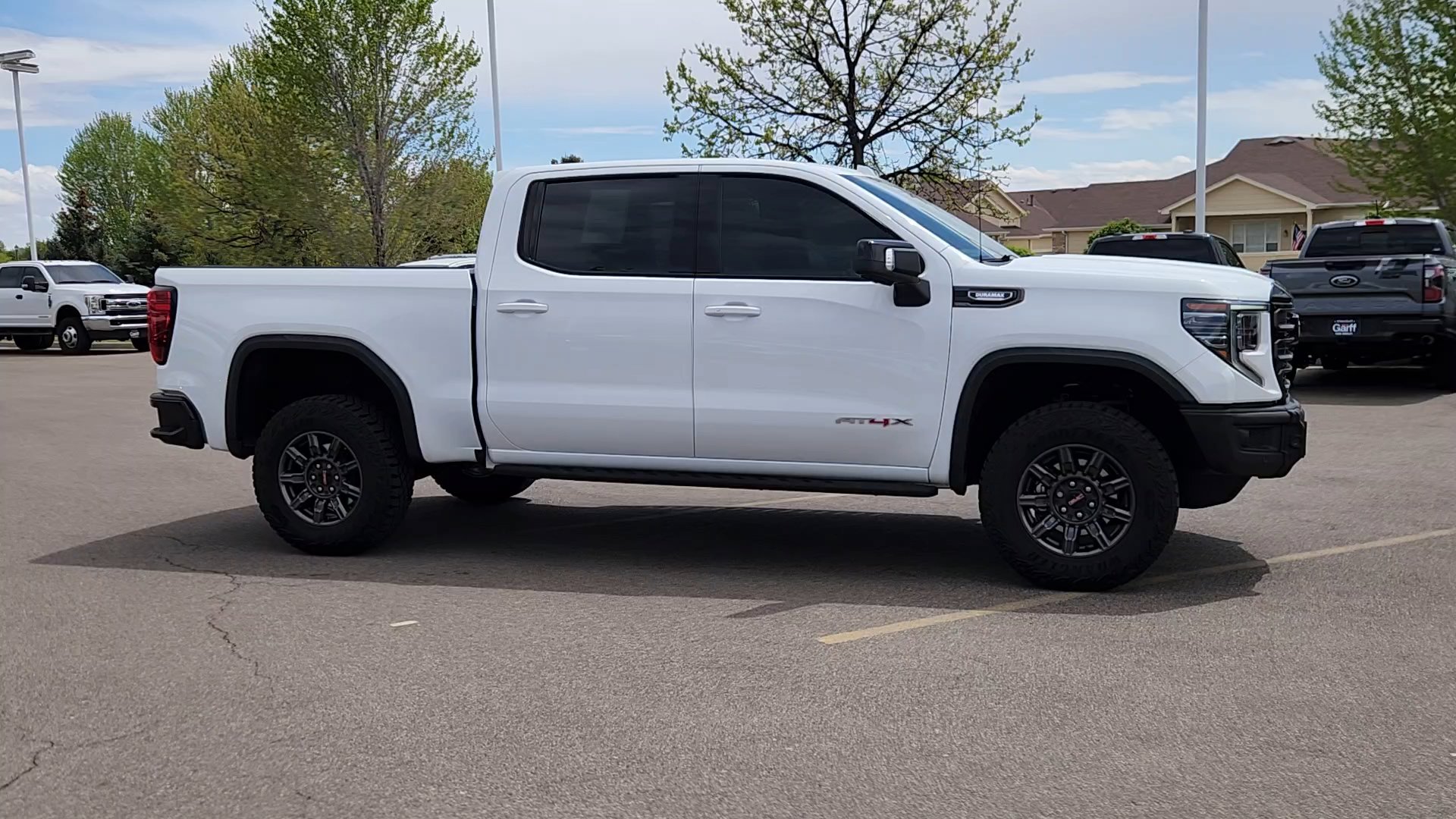 Used 2025 GMC Sierra 1500 AT4X AWD/4WD image 9