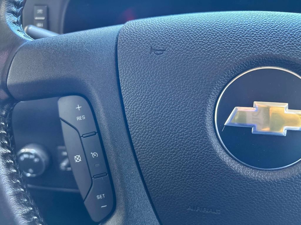 Used 2020 Chevrolet Express 3500 w/ Driver Convenience Package RWD image 21