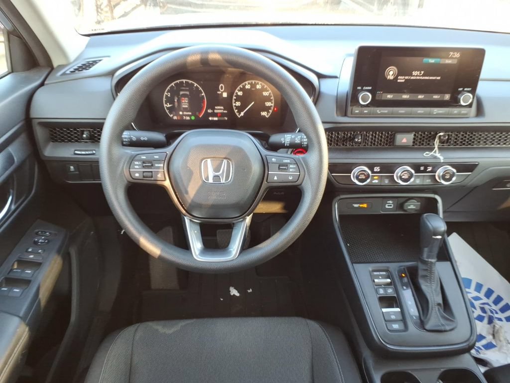 Used 2025 Honda CR-V LX image 10