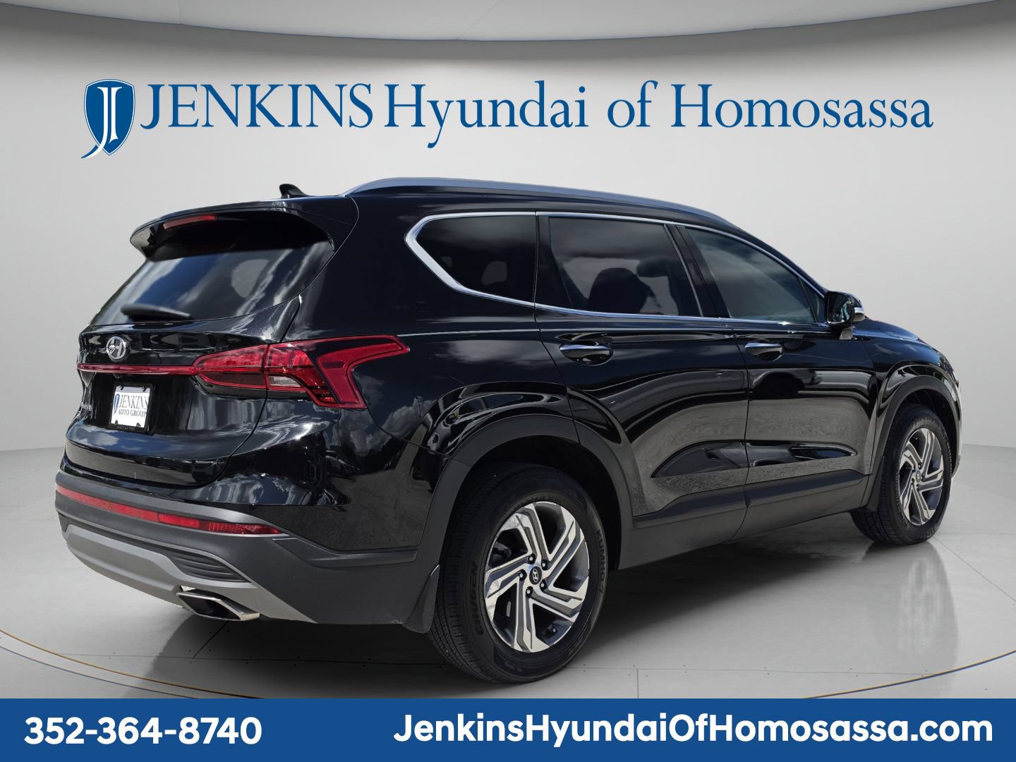 Used 2023 Hyundai Santa Fe SEL FWD image 3
