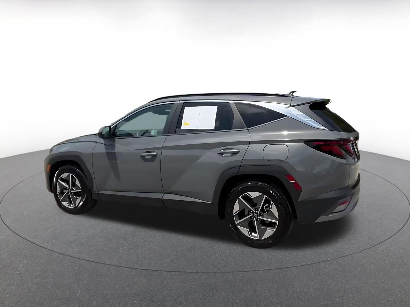 Used 2025 Hyundai Tucson SEL FWD image 10