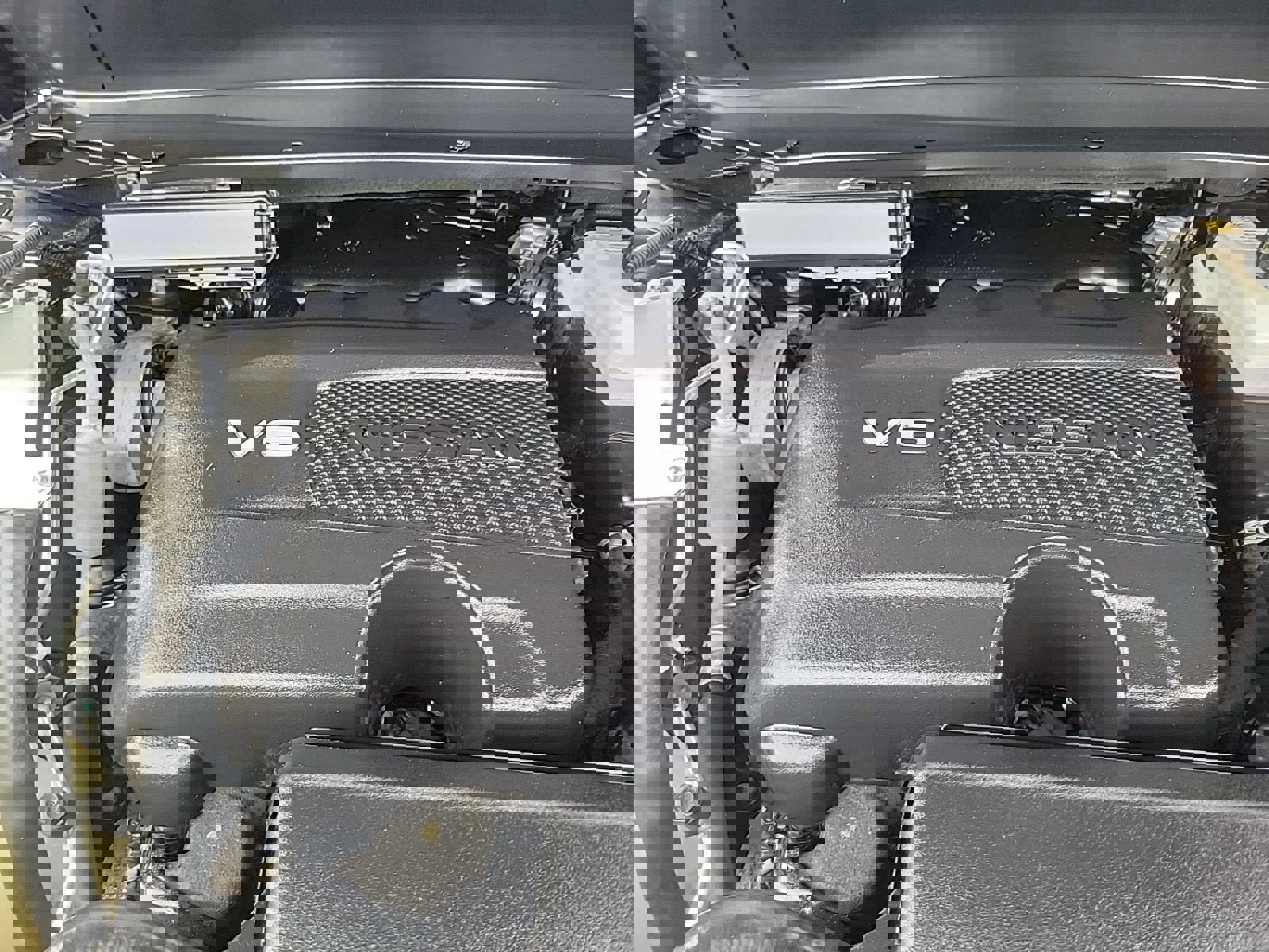 Used 2020 Nissan Pathfinder SL image 10