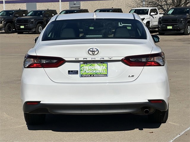 Used 2023 Toyota Camry LE image 4