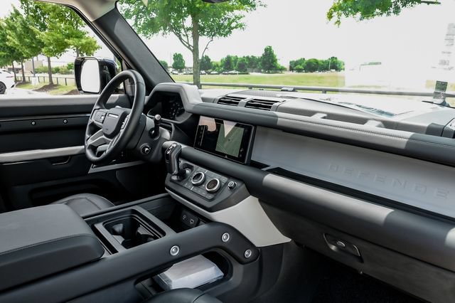 Used 2024 Land Rover Defender 110 S AWD/4WD image 19