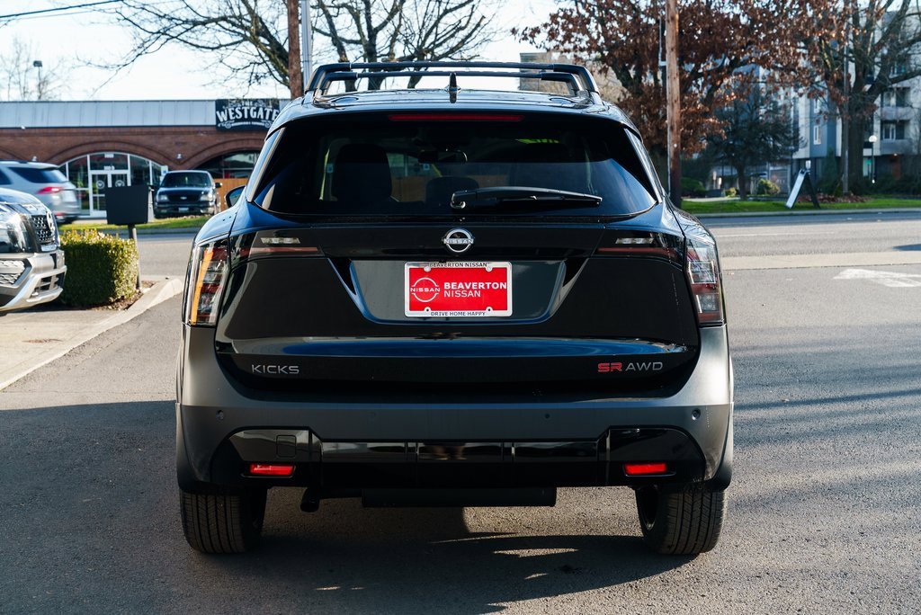 New 2026 Nissan Kicks SR image 5