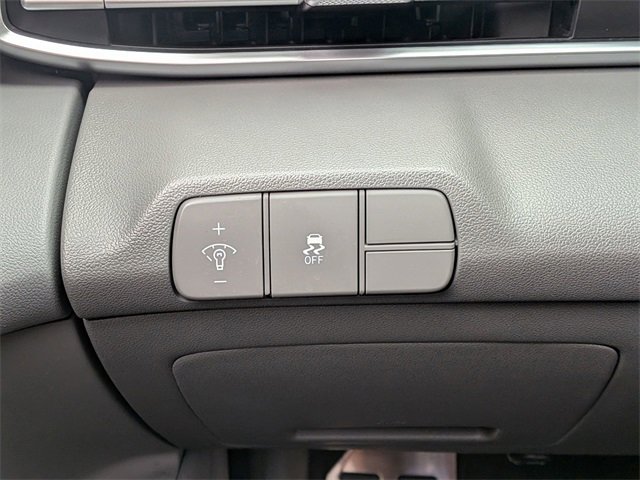Used 2025 Hyundai Elantra Sport image 18