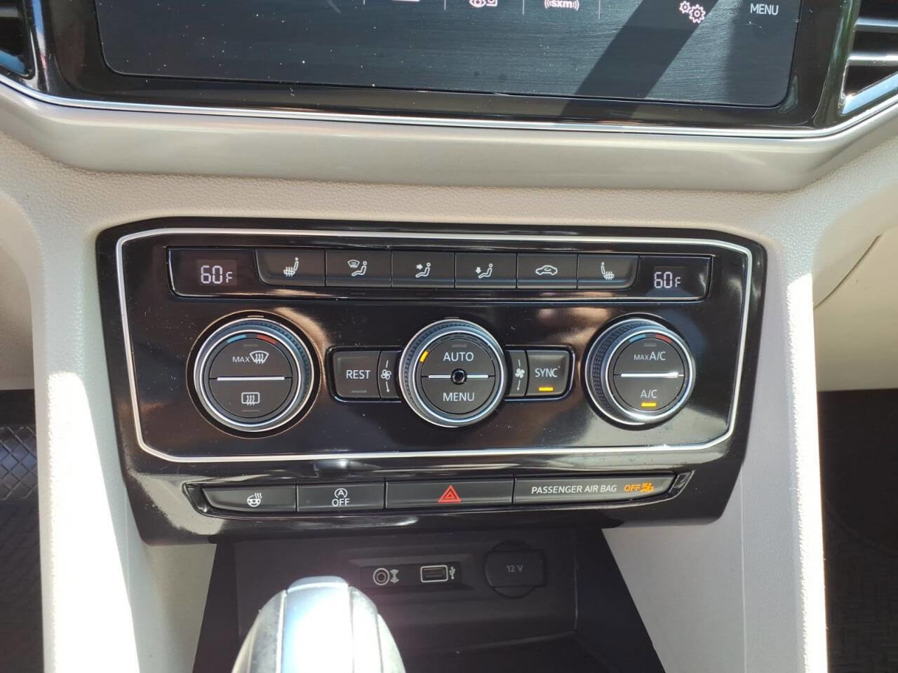 Used 2019 Volkswagen Atlas SEL AWD/4WD image 24